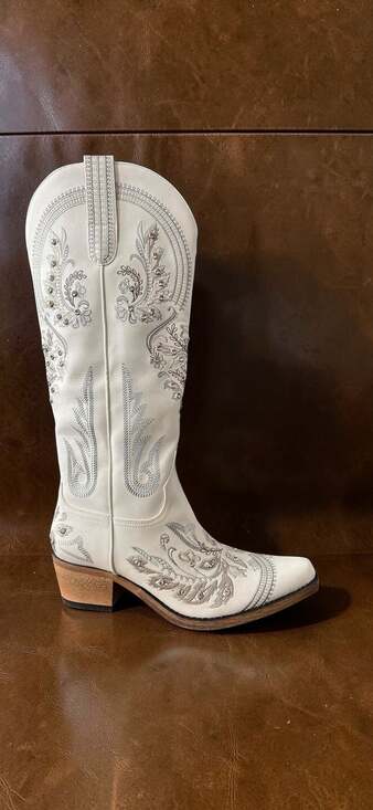 Embroidered Rhinestones Boots - Picture 3 of 3